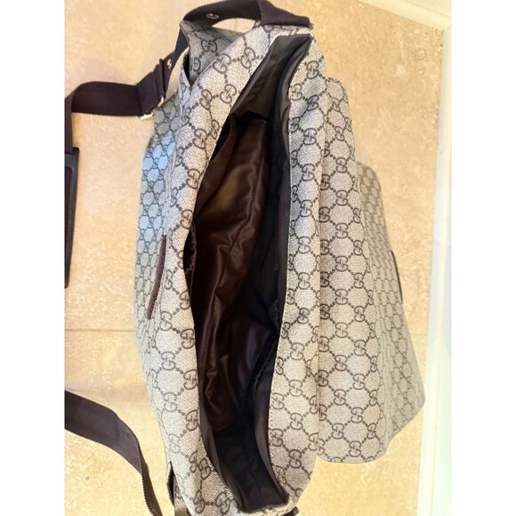 Gucci GG Canvas Diaper Bag With Adjustable Strap Velcro Side Pockets & Changing - Picture 2 of 7